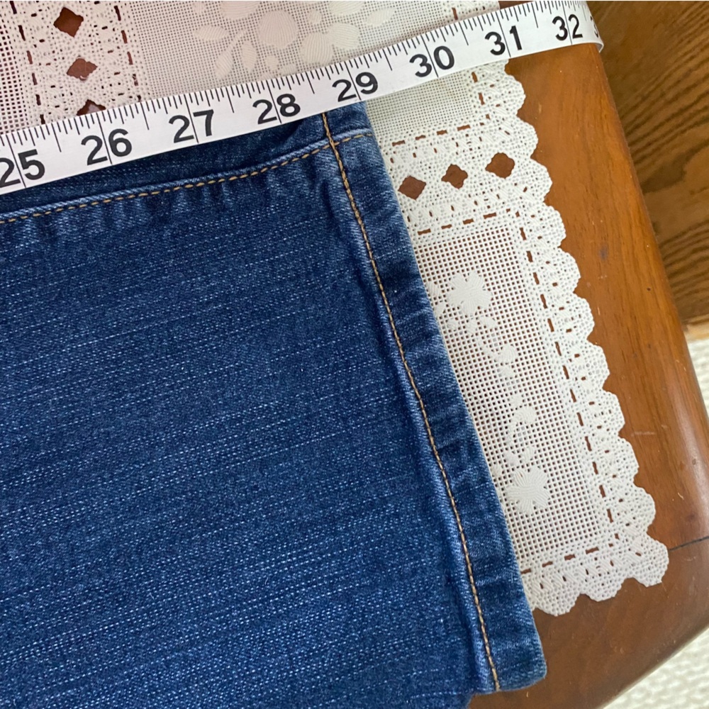 TORRID BOYFRIEND STRAIGHT JEANS - 20R - Picture 8 of 8